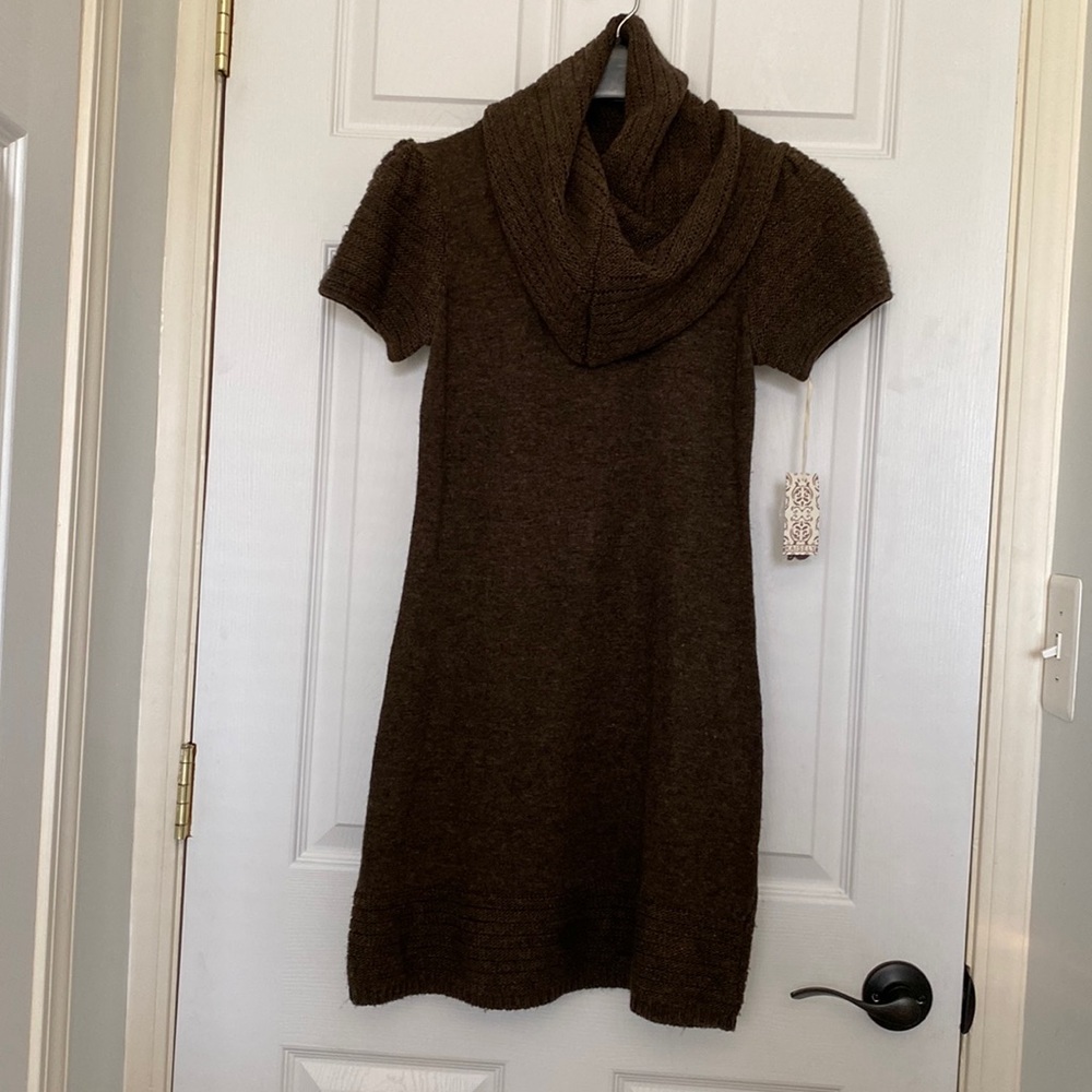 Kaisely NWT Women’s Sweater Dress. Brown. Size S.